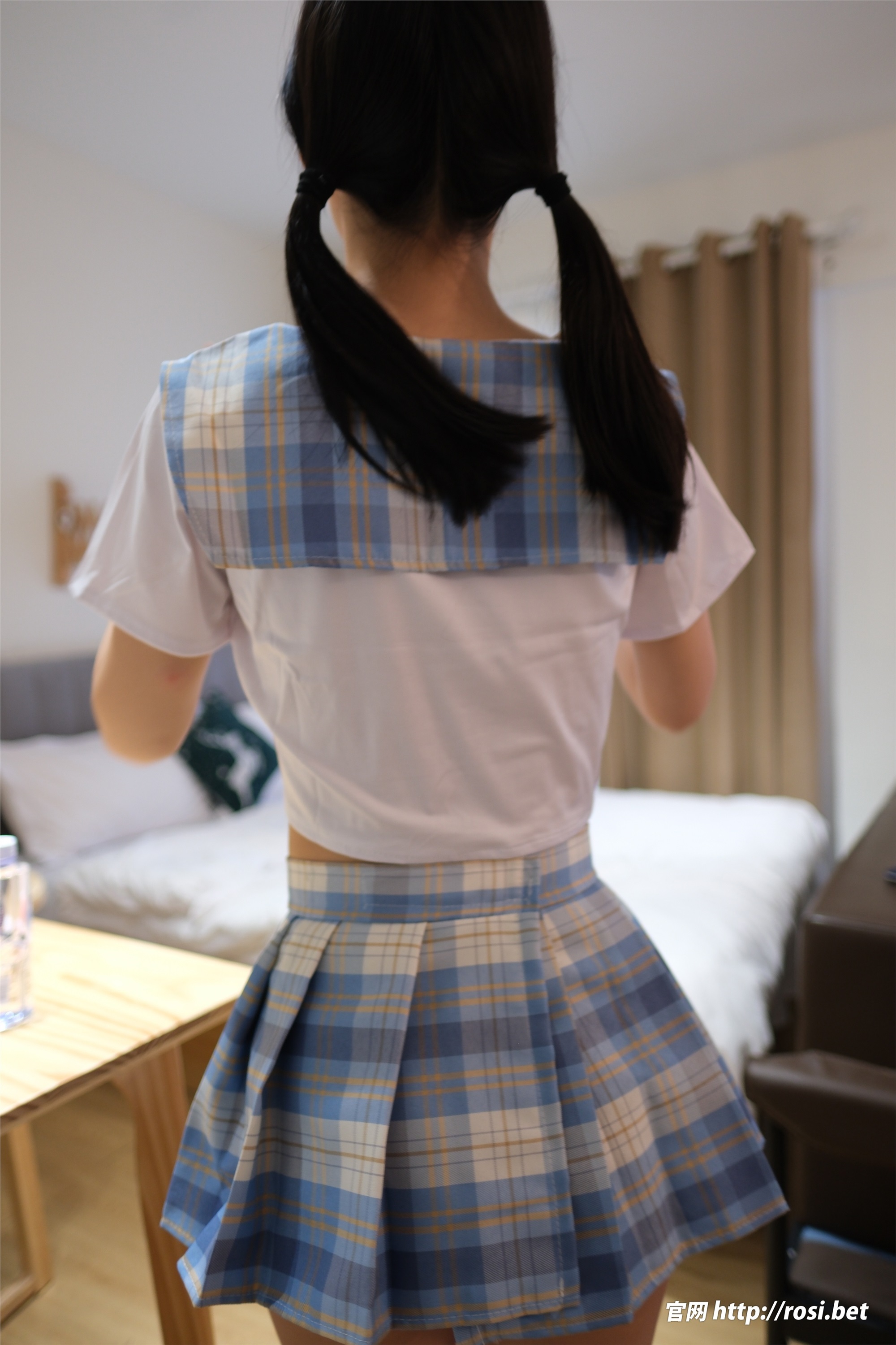 ROSI写真 2024.11.08 NO.4722